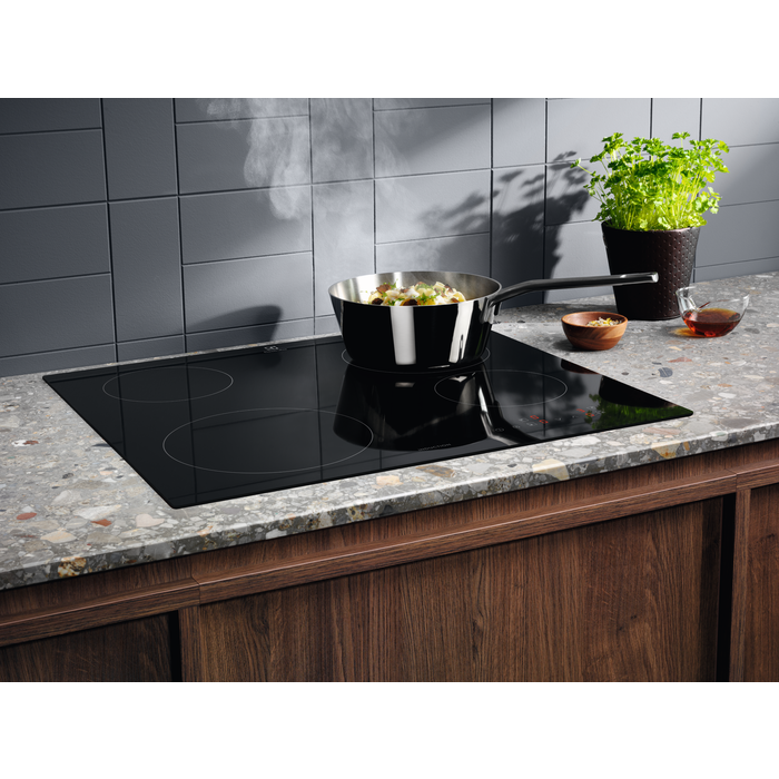 Electrolux - Vatra me induksion - EIB60420CK