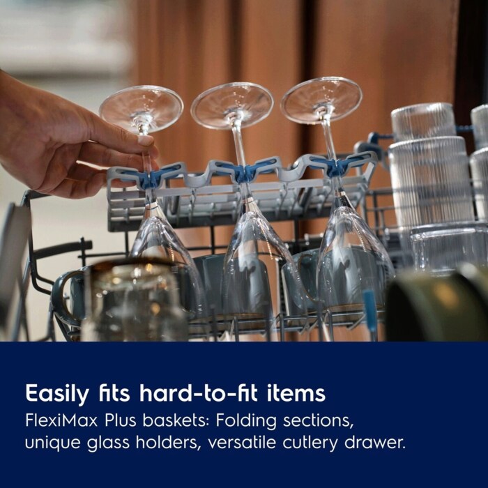 Versatile baskets with folding sections and unique glass holders. FlexiMax Plus Baskets: Folding rows and rubber grips for stemware.