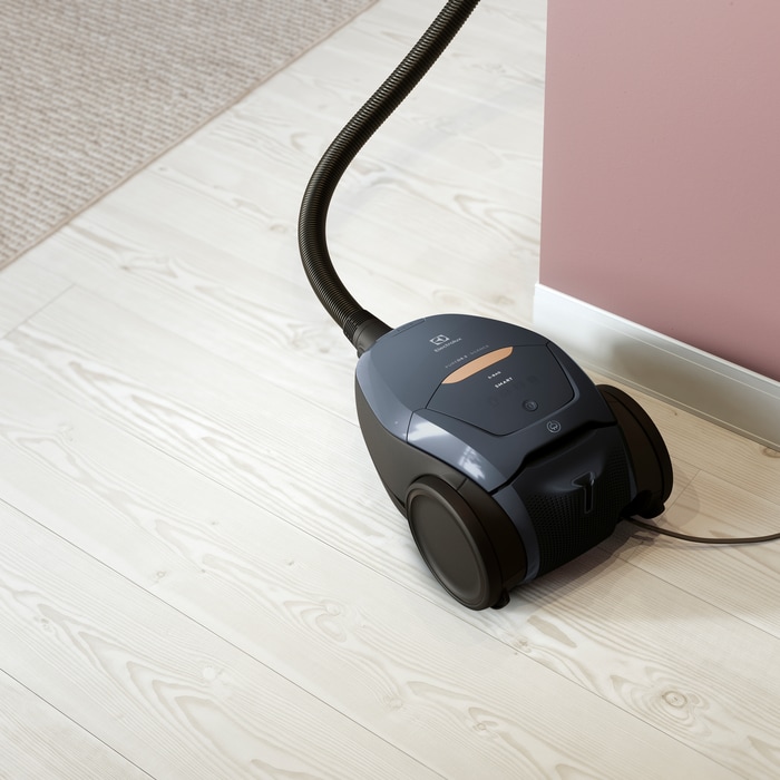 Electrolux - Vacuum Cleaner - PD82-8DB