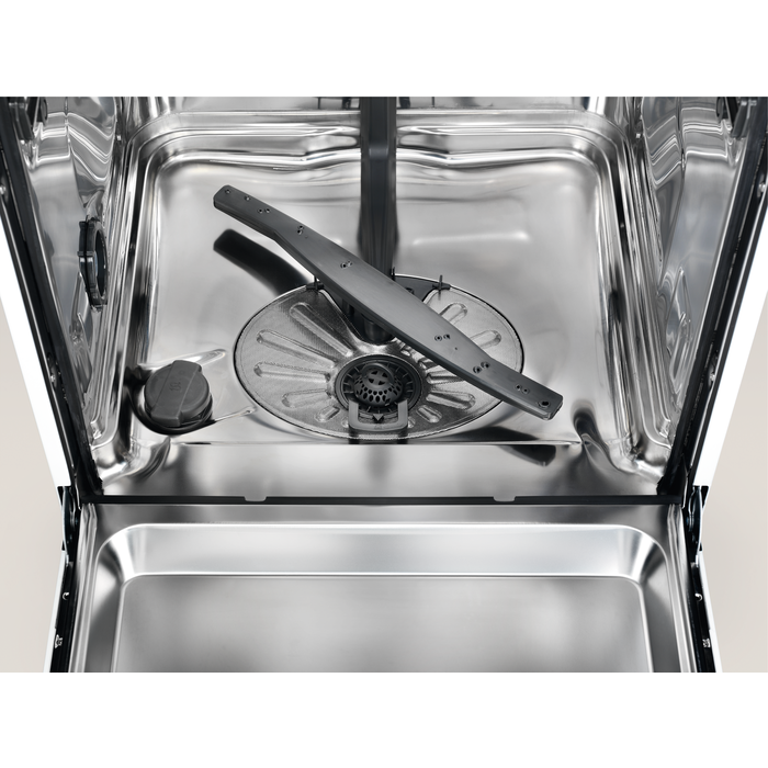 Electrolux - Lavastovilje e montuar - EEQ47210L