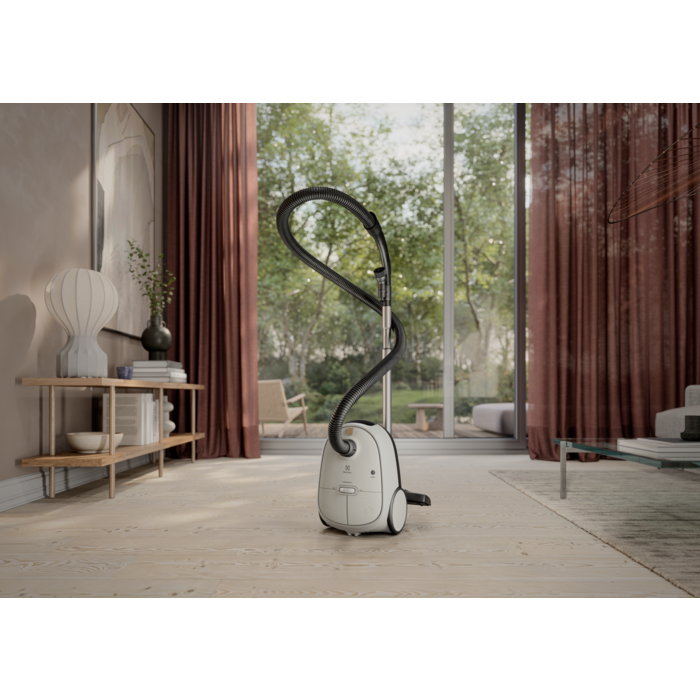 Electrolux - Vacuum Cleaner - EB61H6SW