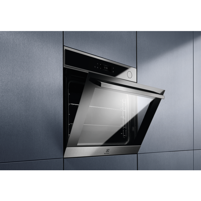 Electrolux - Furrë - EOC8P39WX
