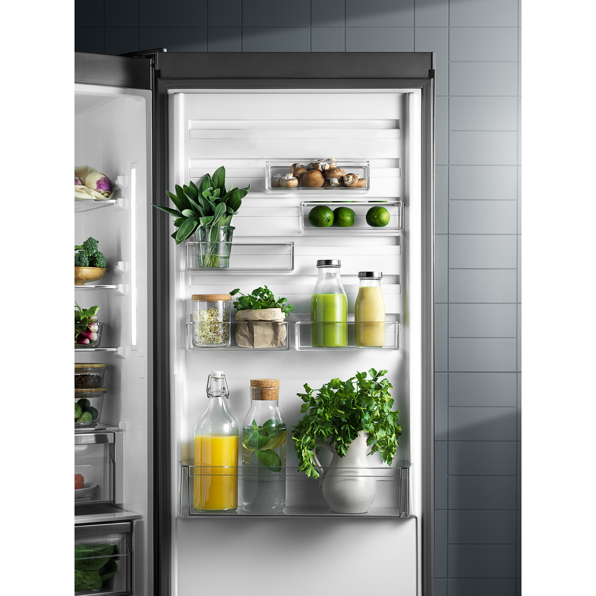 Electrolux - Frigoriferë ngrirës të montuar - ENS8TE19S