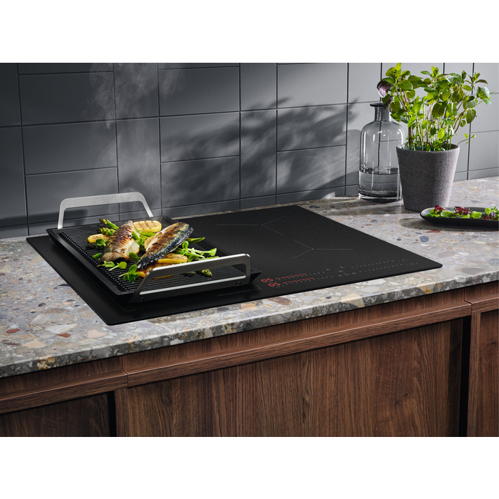 Electrolux - Vatra me induksion - EIS62453IZ