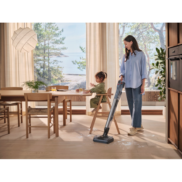 Electrolux - Fshesë me korrent me valë Wet&Dry - EW82U1DB