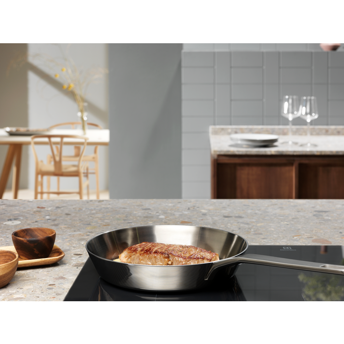 Electrolux - Vatra me induksion - EIS8648