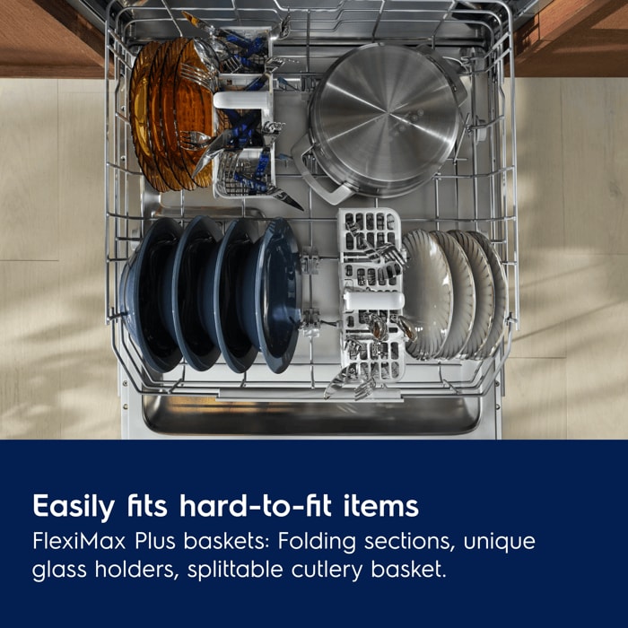 Versatile baskets with glass holders and two-part cutlery basket. FlexiMax Plus baskets: Folding sections and unique glass holders.