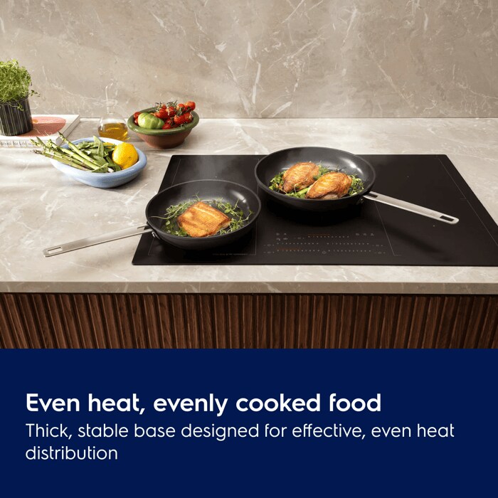 Even heat, evenly cooked food. Thick, stable base designed for effective, even heat distribution