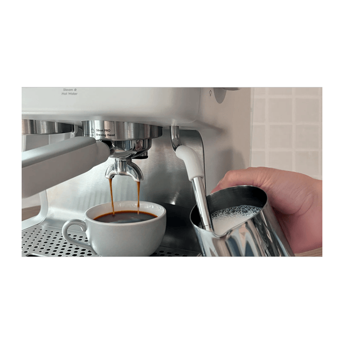 Dual Thermoblock ensures consistent brewing and steaming.
