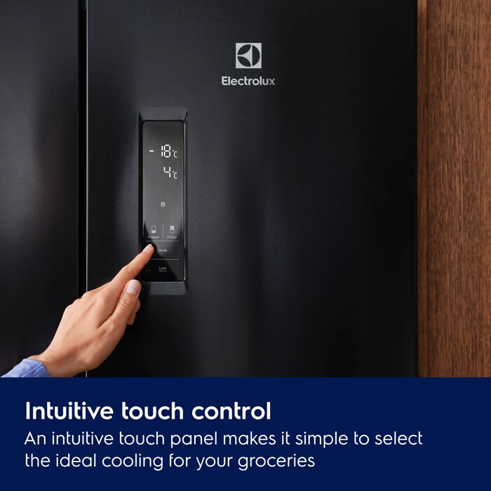 An intuitive touch panel makes it simple to select the ideal cooling for your groceries