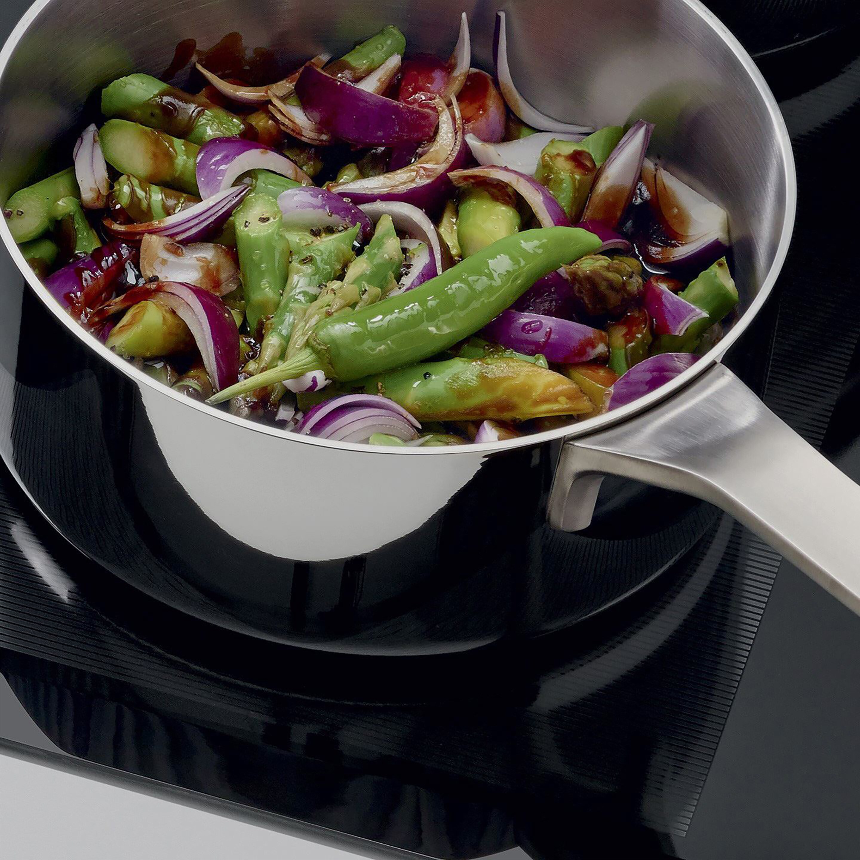 Enët e gatimit me induksion Infinite Chef Collection