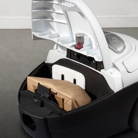 Qesja e një fshese me korrent Electrolux